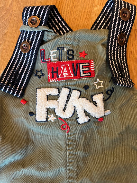 Kaki Green Jumpsuit - sized 62 (2-4M)