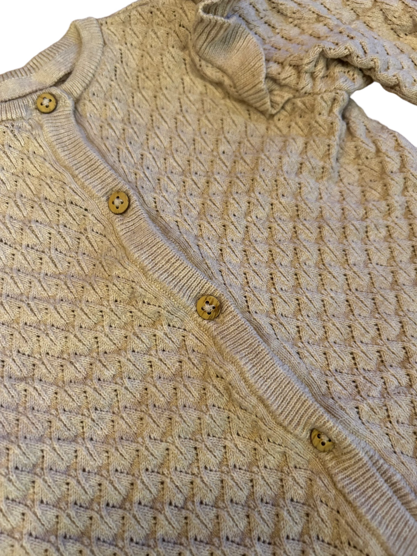 Beige gebreide cardigan met ruches - maat 74-80 (6-12M)