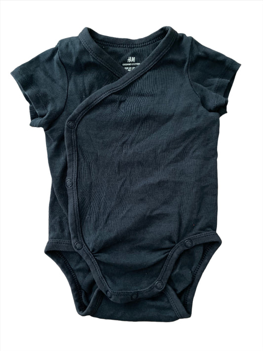 Set of 3 wrap rompers - size 62 (2-4M)