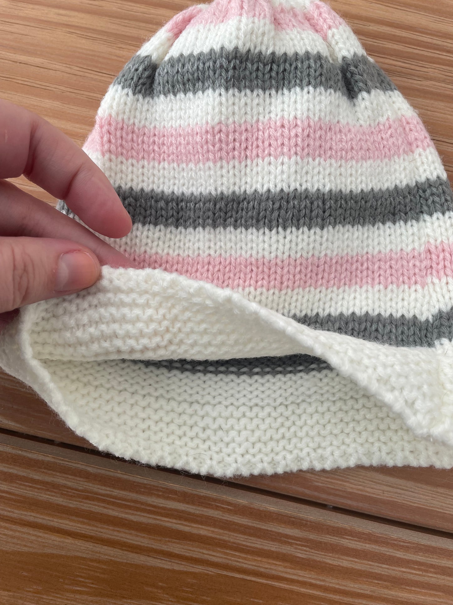 Twee babymutsjes - 9-24M