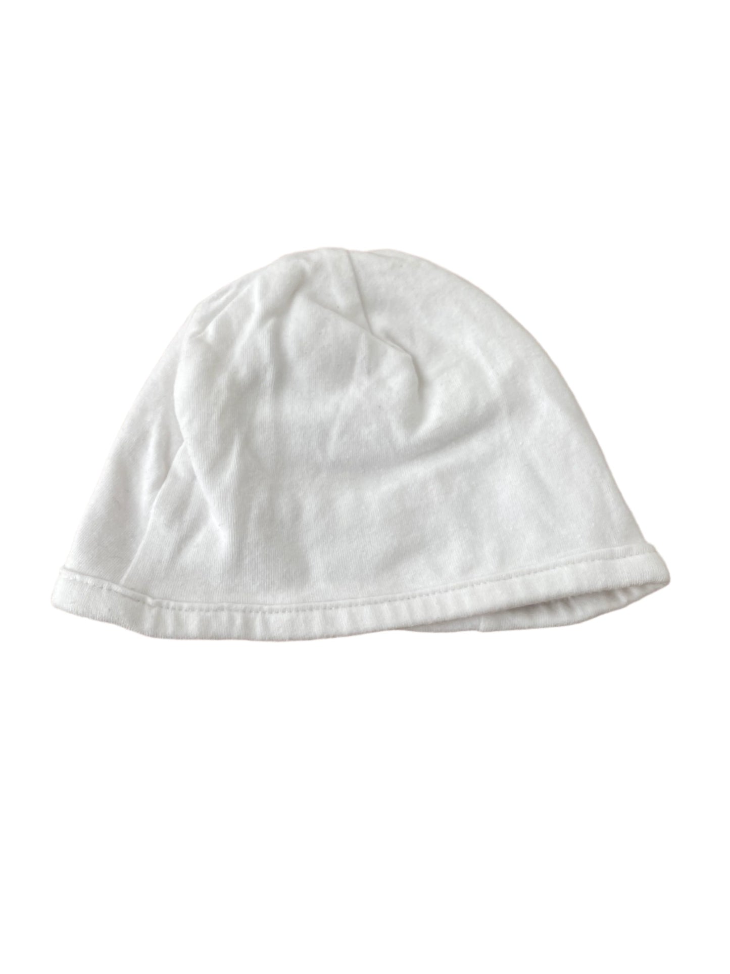 Liefde 2.0 newborn hat in size 44-50, soft fabric, perfect for keeping baby's head warm and stylish.
