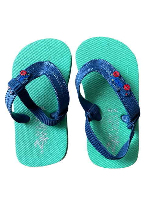 Two pair of flip flops - size 22 (UK5)