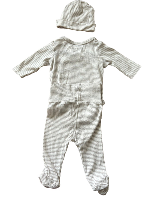 3-Piece Bodysuit and Trousers Set - Size 50 (0-1M)