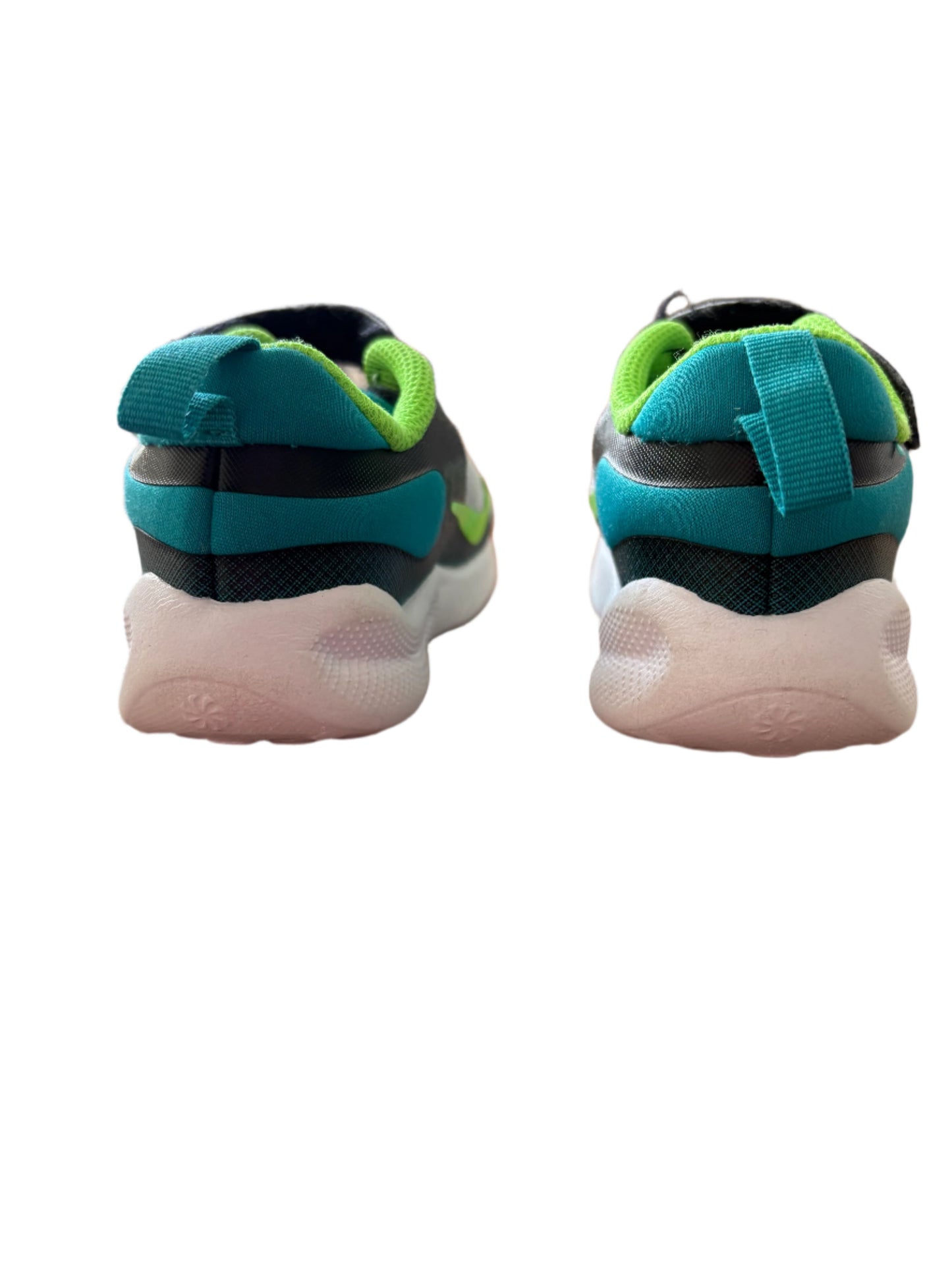 Nike Sneakers - Size 23.5 (UK 6.5)