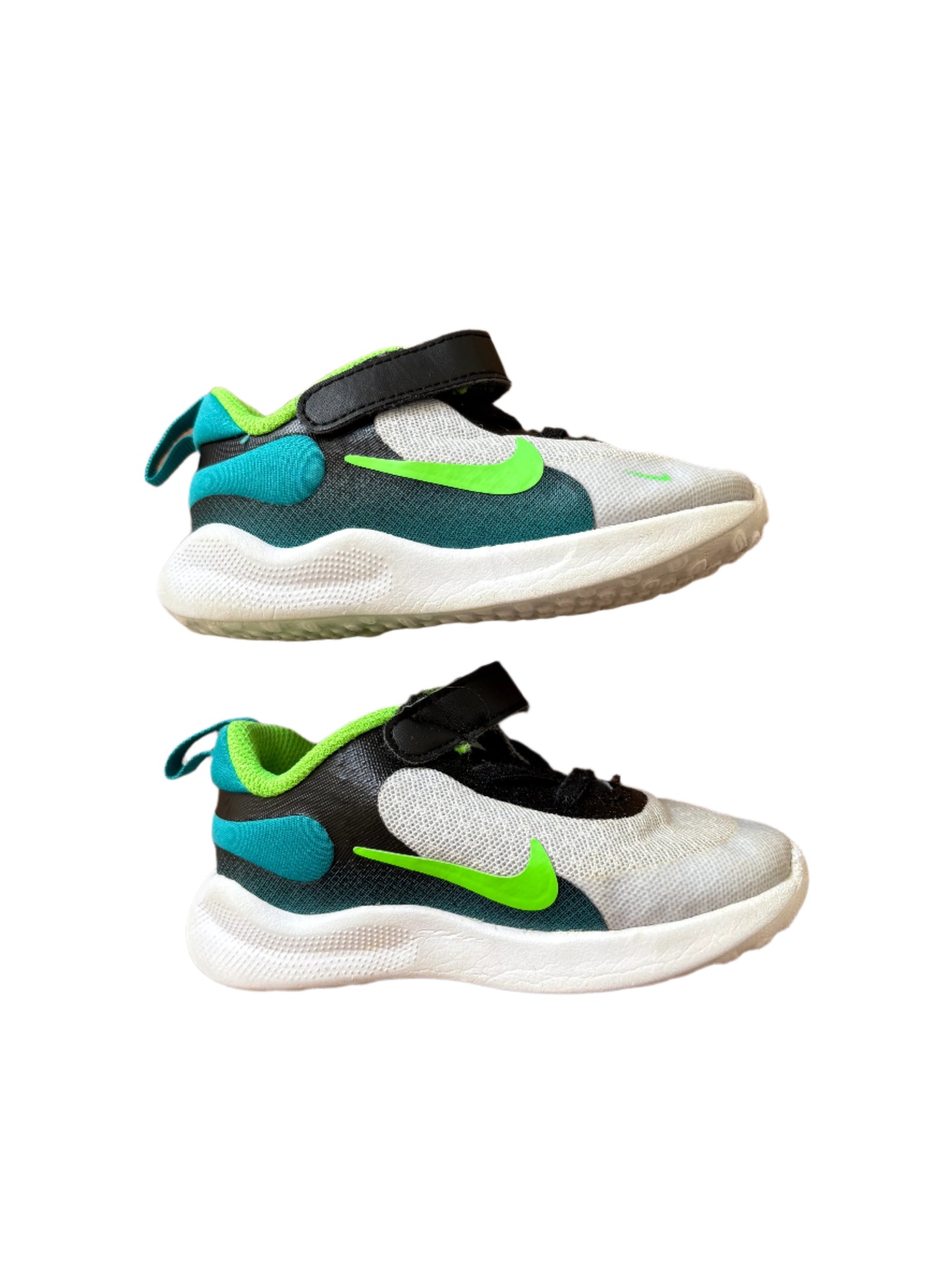 Nike Sneakers - Size 23.5 (UK 6.5)