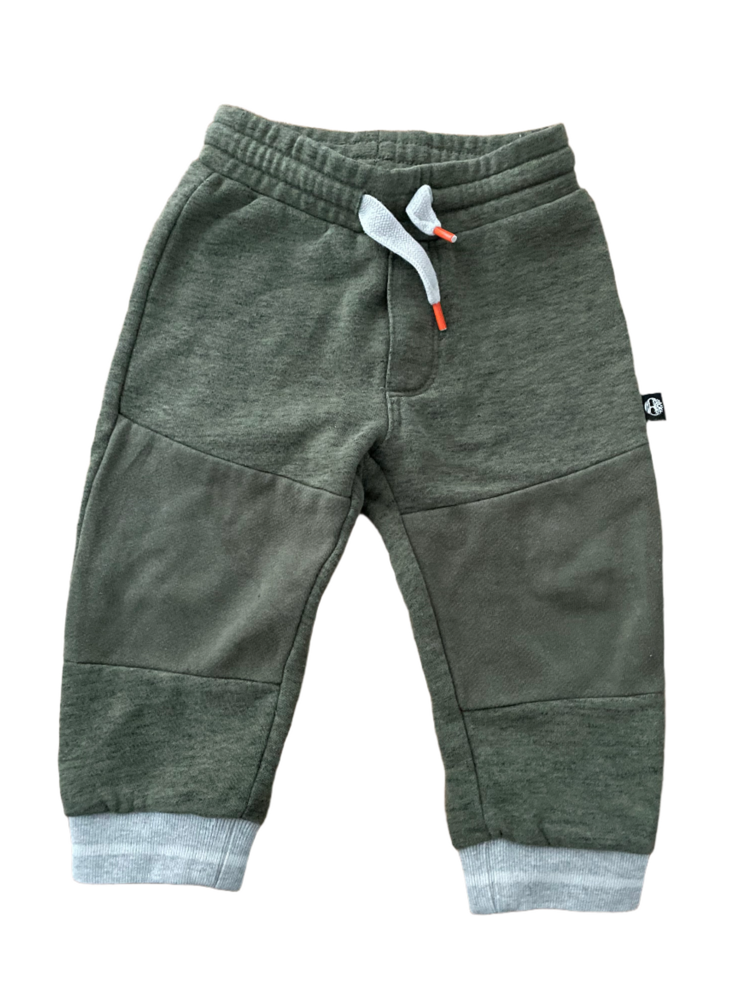 Groene joggingbroek - maat 86 (12-18M)