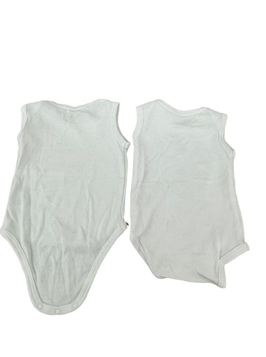 Set van twee rompertjes met korte mouwen - maat 50 - 56 (0-2M)