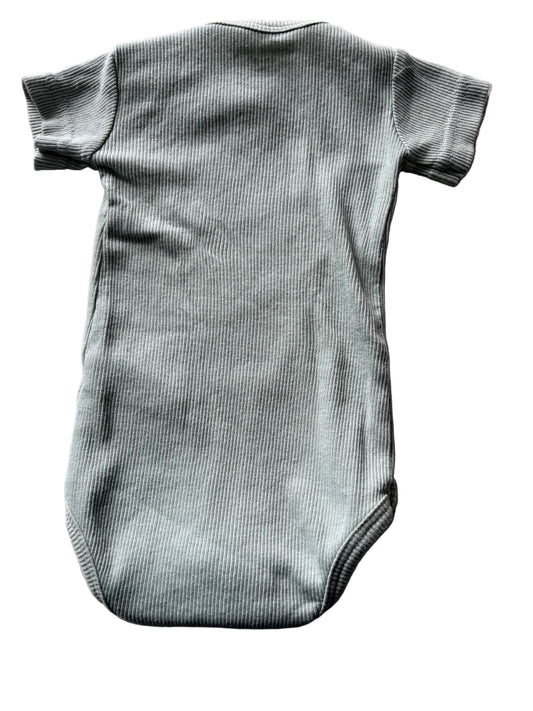 Short-Sleeve Romper - Size 62/68 (2-6M)