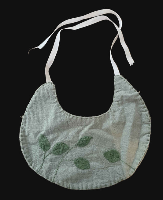 Double sided bib, with embroidery