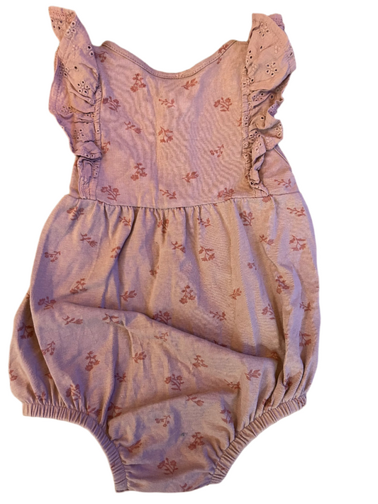 Donkerroze babymeisjesromper - maat 74 (6-9M)