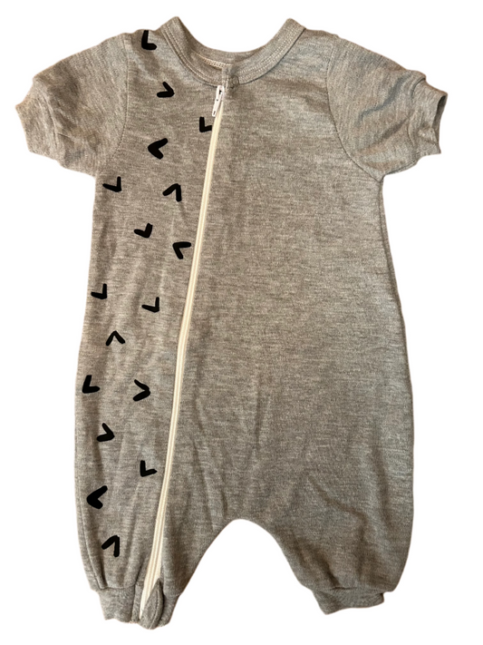 Grijze baby romper - maat 74 (6-9M)