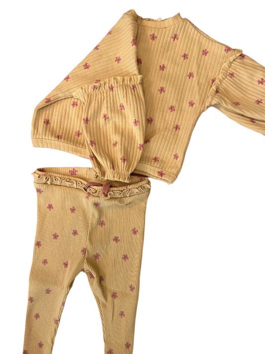 Baby Sweatshirt & Leggings - size 68 (3-6M)