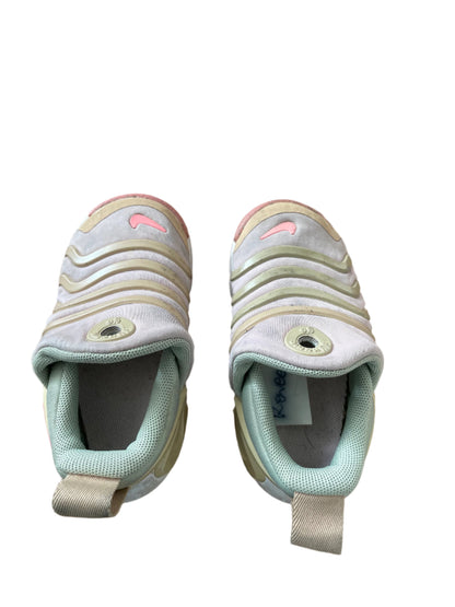 Nike Sneakers - maat 22 (UK5.5)