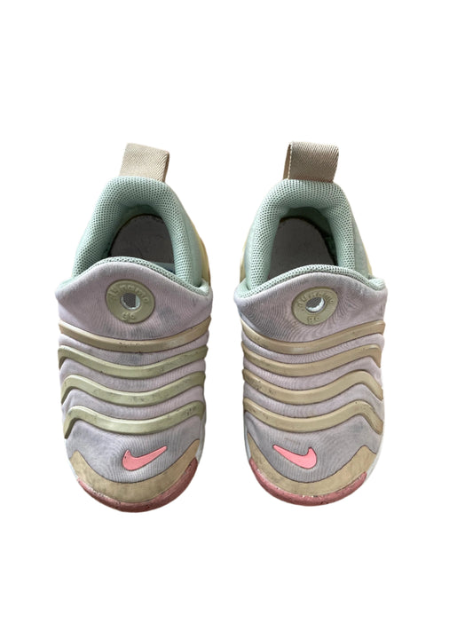 Nike Sneakers - maat 22 (UK5.5)