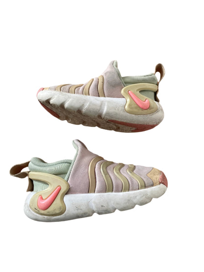 Nike Sneakers - maat 22 (UK5.5)