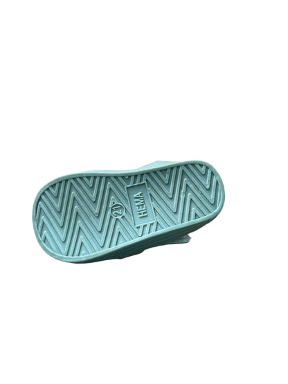 Baby Water Shoes - size 21