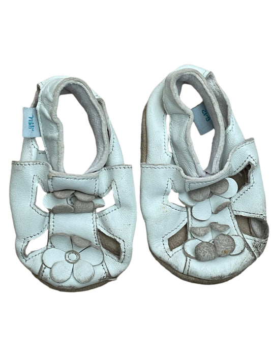 Witte sandalen - maat 6 - 12 maanden