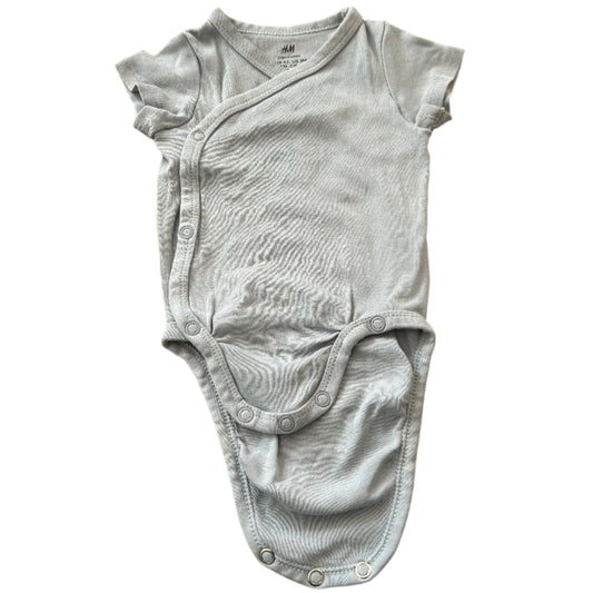 Short-Sleeve Romper - Size 62 (2-4M)