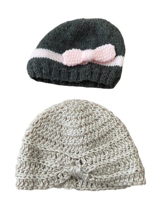 Twee babymutsjes - 9-24M
