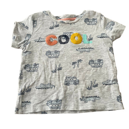 Twee T-shirts - maat 74-80 (6-12M)