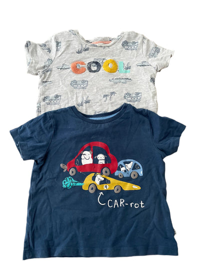 Twee T-shirts - maat 74-80 (6-12M)
