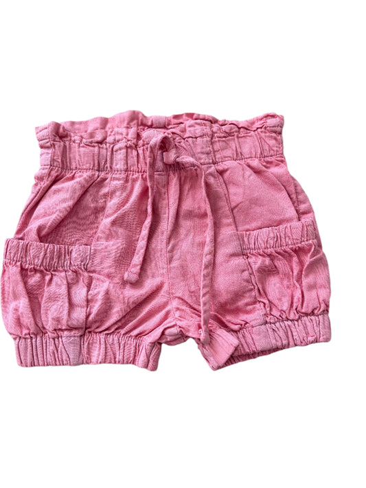 Shorts - size 74 (6-9M)