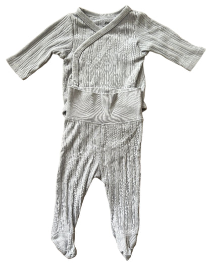 10-Piece Bodysuit and Trousers Set - Size 50 (0-1M)