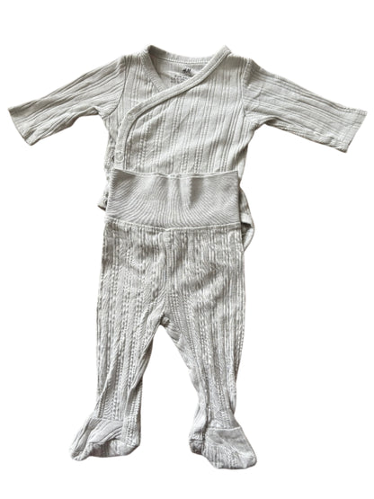 10-Piece Bodysuit and Trousers Set - Size 50 (0-1M)