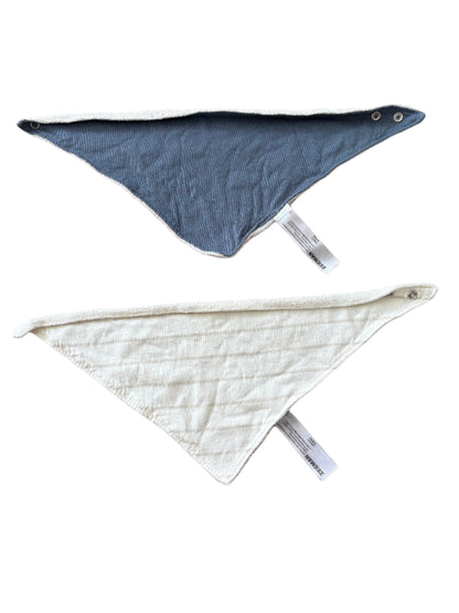 Set of 2 Bibs