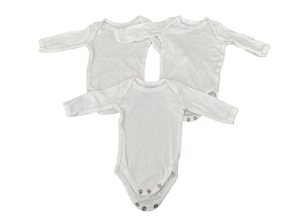 Set of 5 Rompers - size Newborn