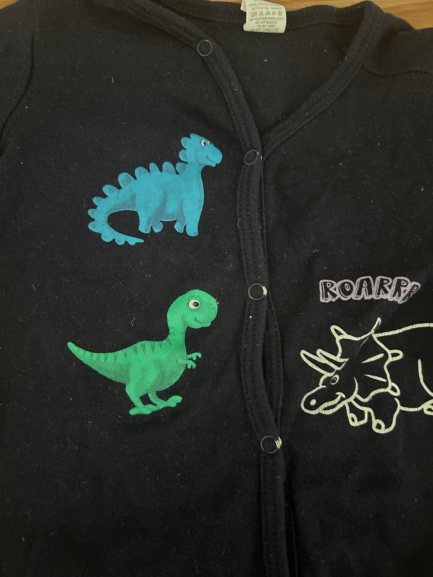 Marineblauwe dinosaurus onesie - maat 62 (3-6M)
