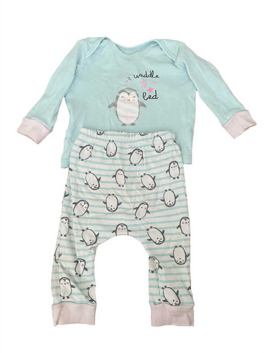 Pyjamaset met lange mouwen - maat 74 - 80 (6 -12M)